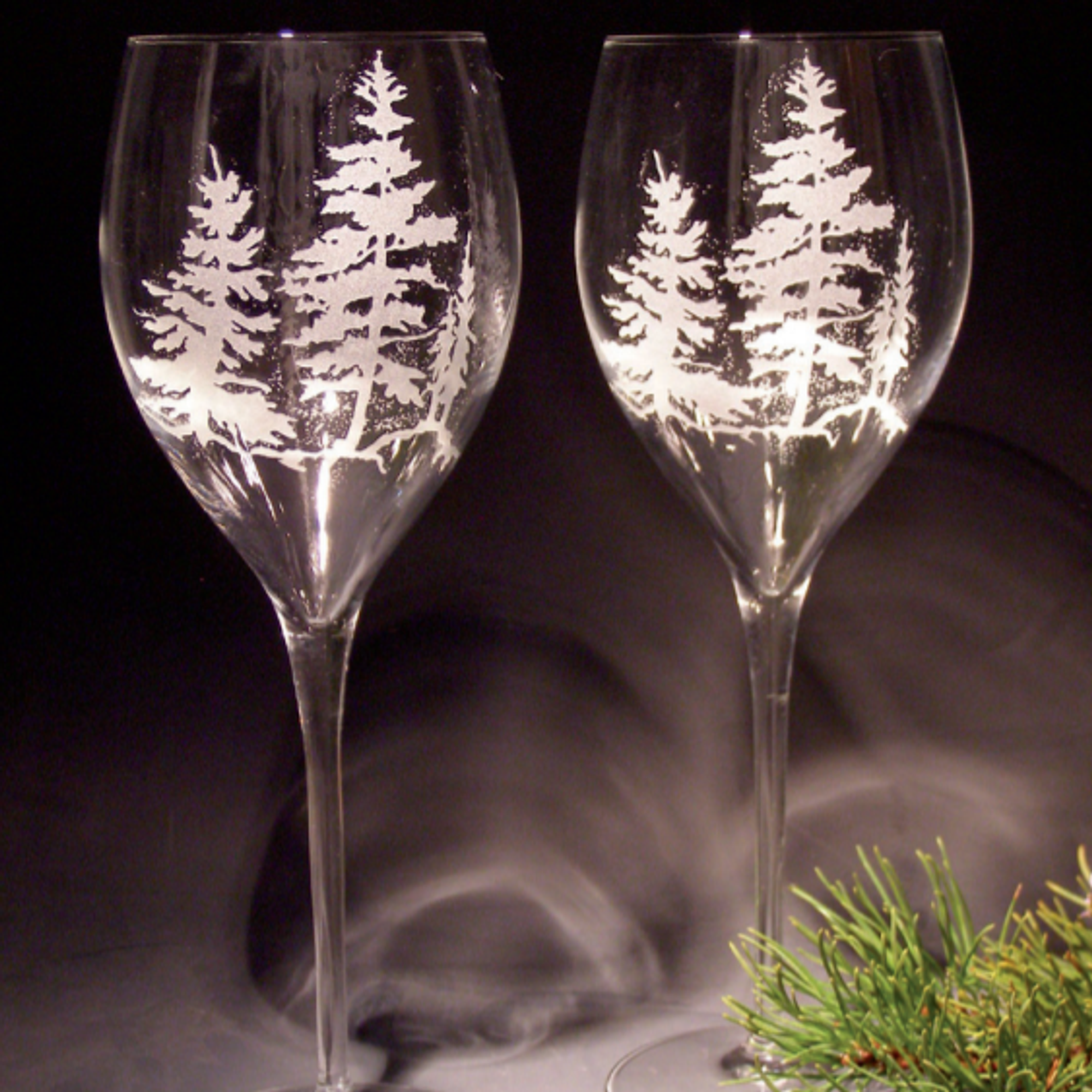 Evergreen Crystal Pair Of 10 oz. Wine Glasses