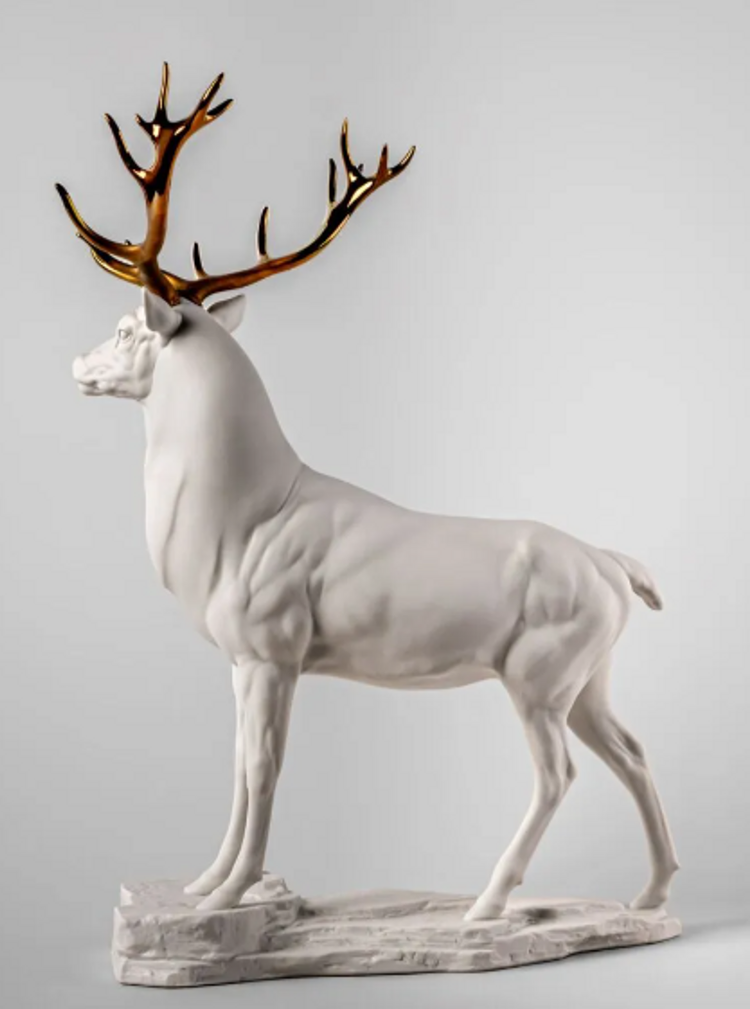 LLADRO 5727 絶版 White Lladro Deer with Copper Antlers | Lladro