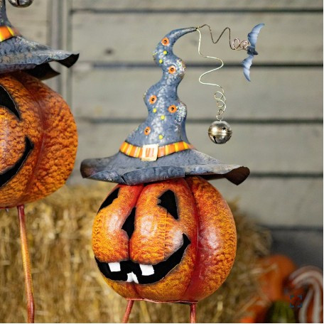 et of 3 Long-Legged Witch-Hat-Wearing Jack-O-Lantern Figurines | Zaer ...