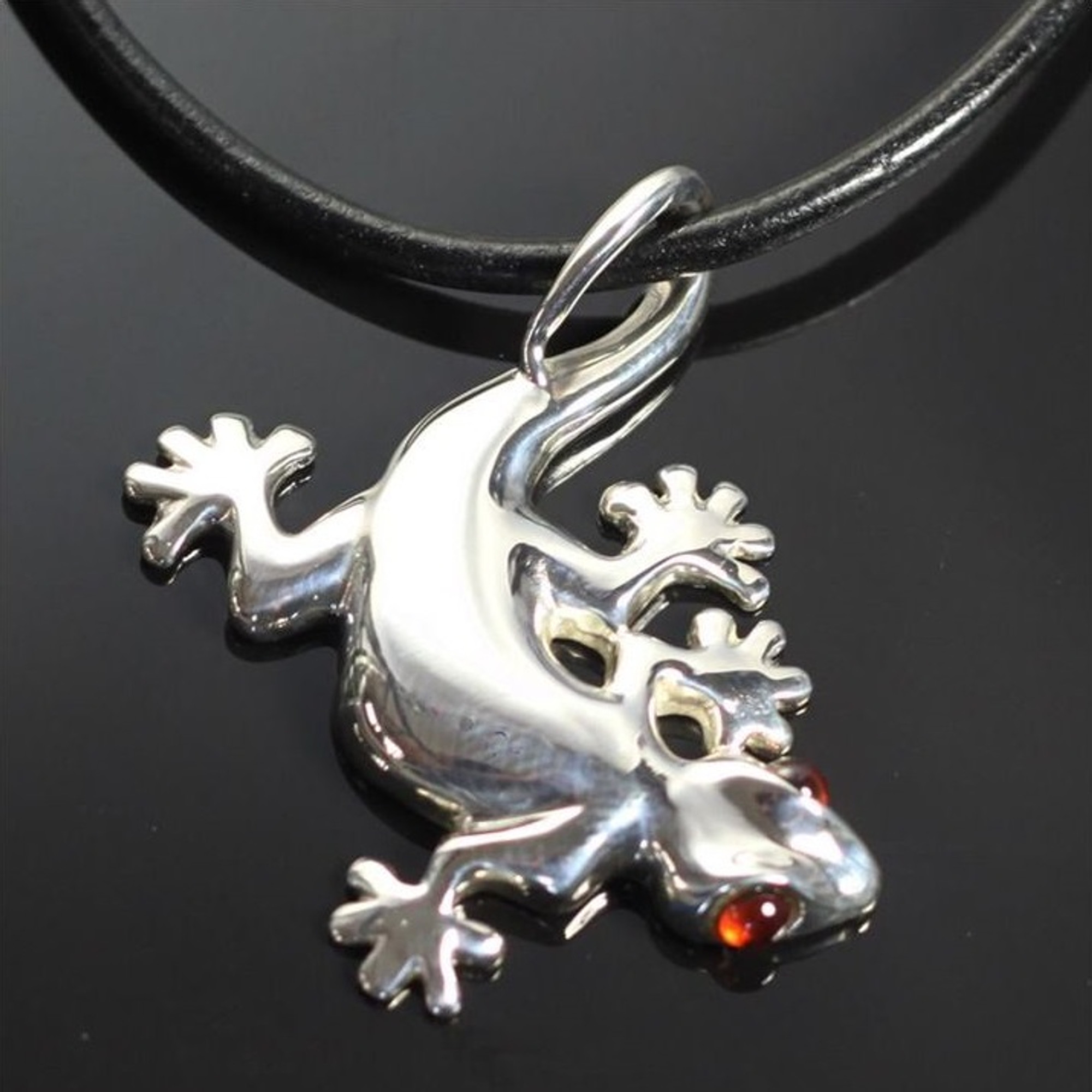 silver gecko necklace