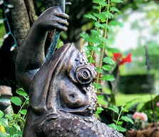 Whimsical Frog Bronze Fountain Statue | Metropolitan Galleries | SRB704906