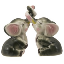 Vintage Style Stoneware Elephant Salt and Pepper Shakers in Gift Box | HM0460
