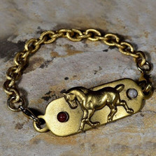 Horse Bracelet with Rockband Plaque | Elaine Coyne Jewelry | ECGEQSG516rb-5