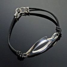 Open Fish Sterling Silver Bracelet | Anisa Stewart Jewelry | ASJbp1037