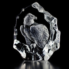 Bald Eagle Perched Crystal Sculpture | 33574 | Mats Jonasson Maleras