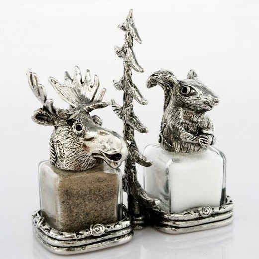 Includes 2 Shakers 7.5-inch Moose Bear Salt & Pepper Shaker Set Includes 2 Shakers 7.5-inch Moose Bear Salt & Pepper Shaker Set