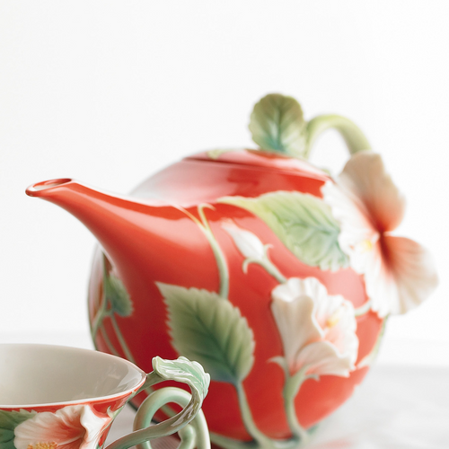 Hibiscus Teapot | Franz Collection | Porcelain