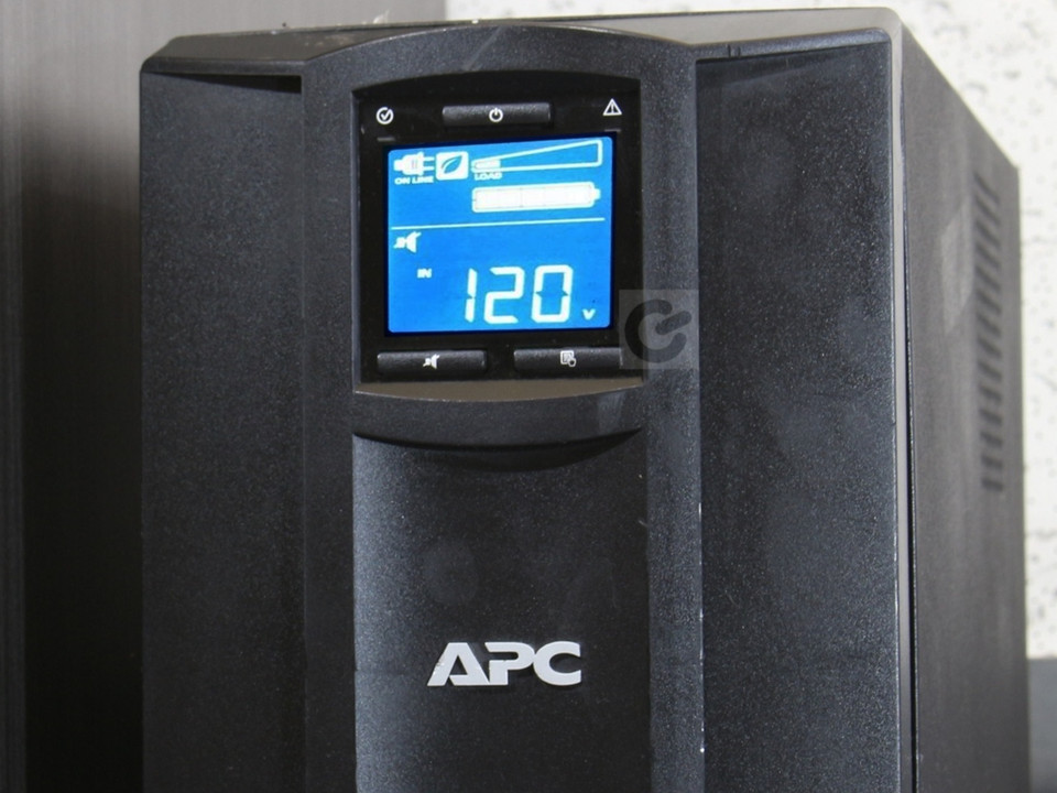 SMC1000C - APC Starter SmartUPS 1000va (120v LCD ) - Refurbished