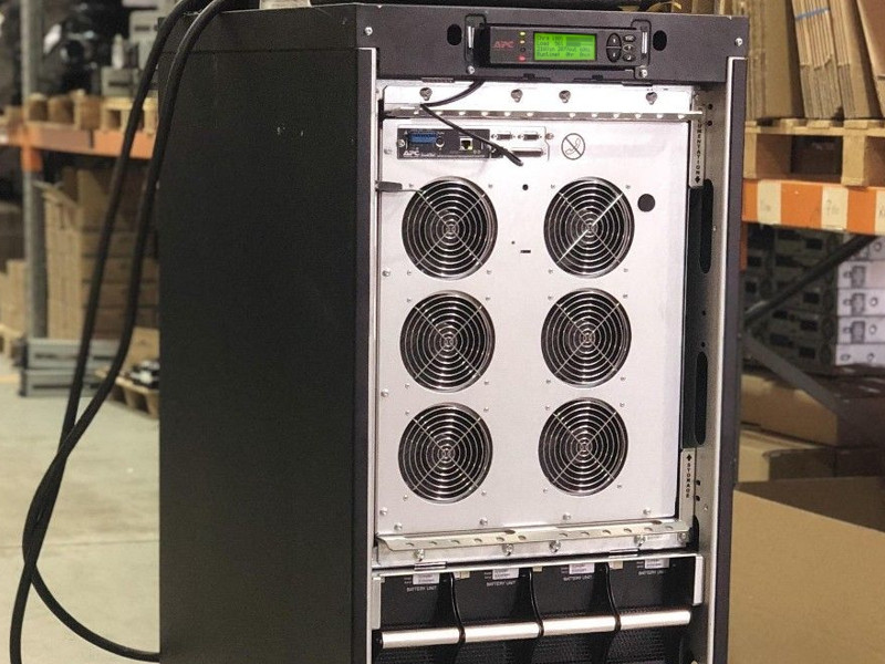 SUVTP30KF4B4S - APC Smart VT 30000va (208v 4/4 Batt ) - Refurbished