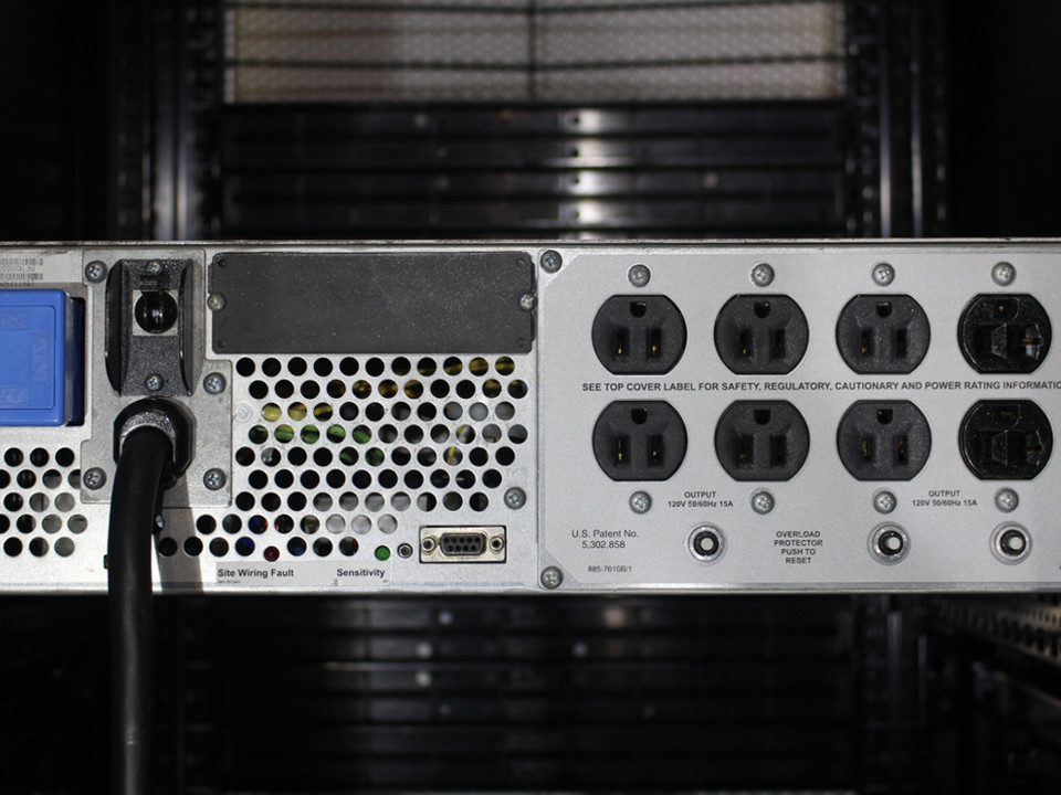 SU3000RMXL3U - APC SmartUPS 3000va (120v  ) - Refurbished