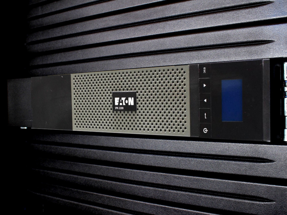 5PX2200RT - Eaton 5PX 2200VA (120v - LCD 20amp) - NOB