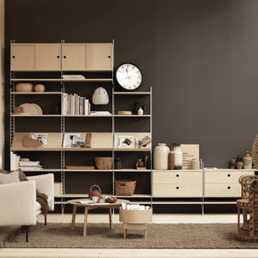 String Living Room H