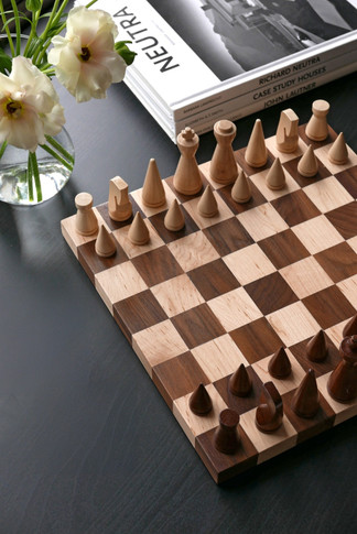 The Minimalist Chess Set
