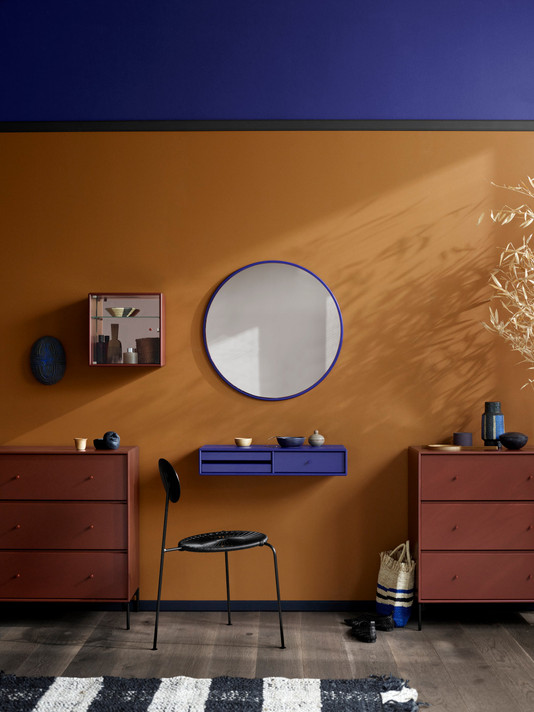 AROUND Mirror