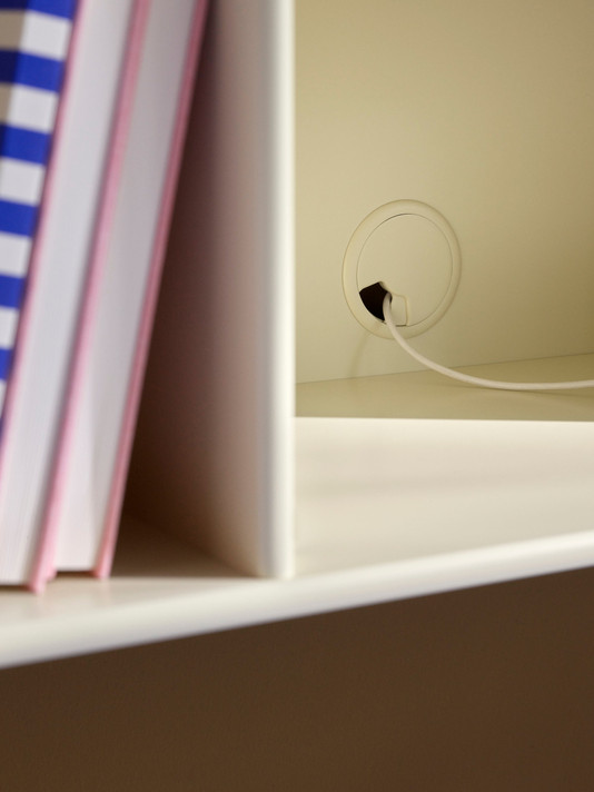 OCTAVE VI TV Bench with Plinth