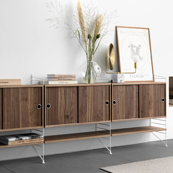 String Living Room E