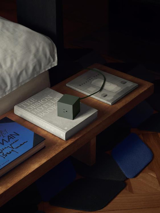 AVOLT Square 1 Plug with USB-C