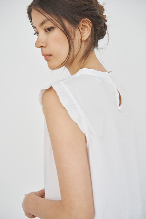 Flora Leaf Top