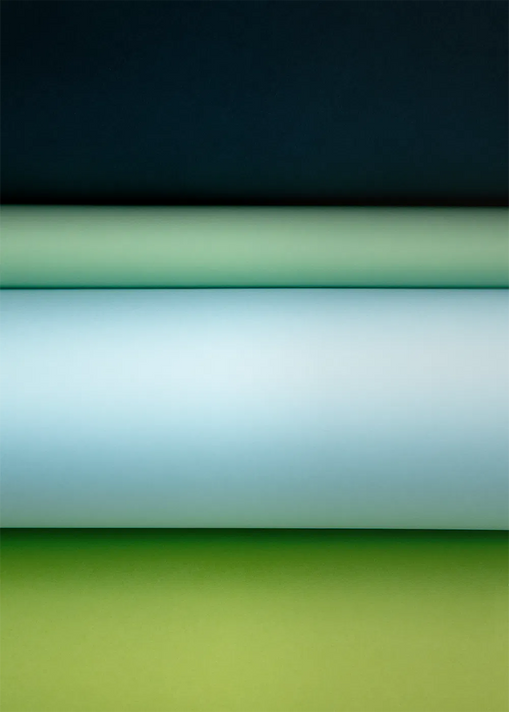 Paper Curves - Cold 01