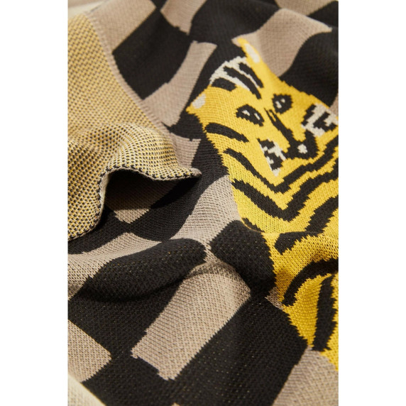 Three of Cats Knit Blanket