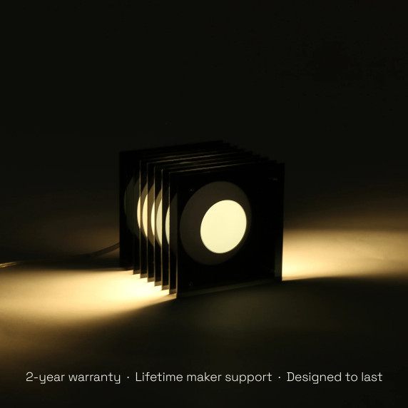 Lớp Small Square Table Lamp