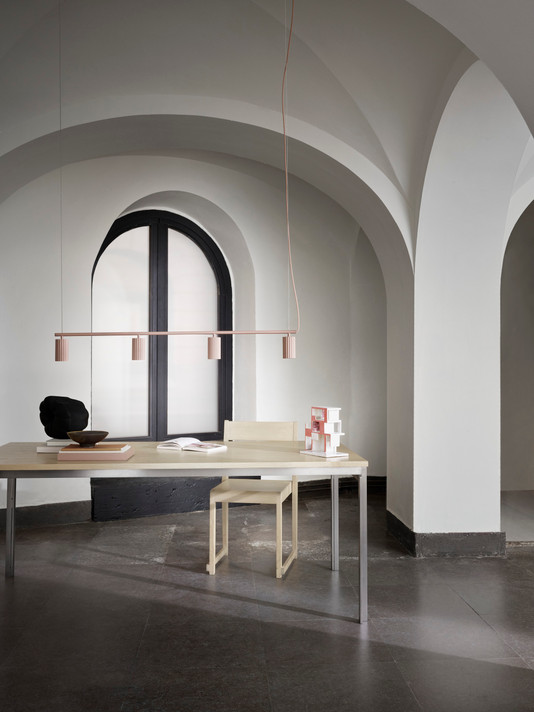 Donna Line 120 Pendant