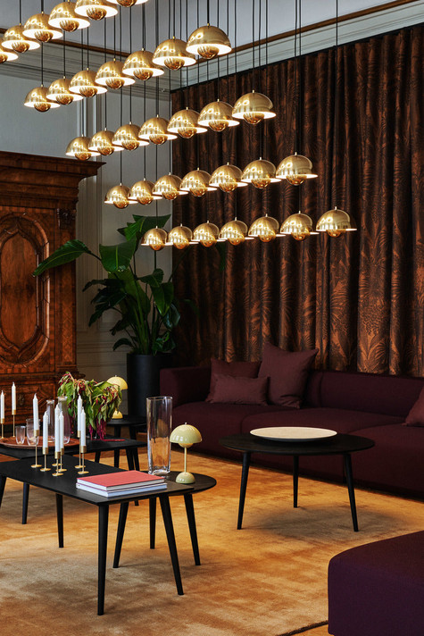 Flowerpot Portable LED Table Lamp VP9