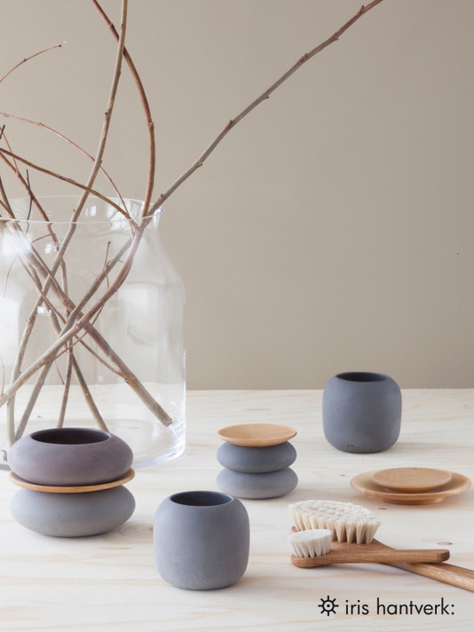 Bath Brush with Handle