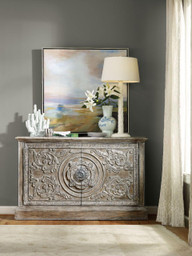 HOOKER FURNITURE Two-Door Accent Console 