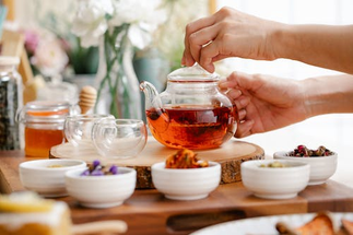5 Tea Blends To Stock For Dinner Parties