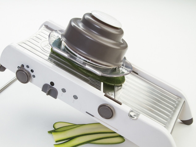 Progressive - PL8 Professional Apple Slicer