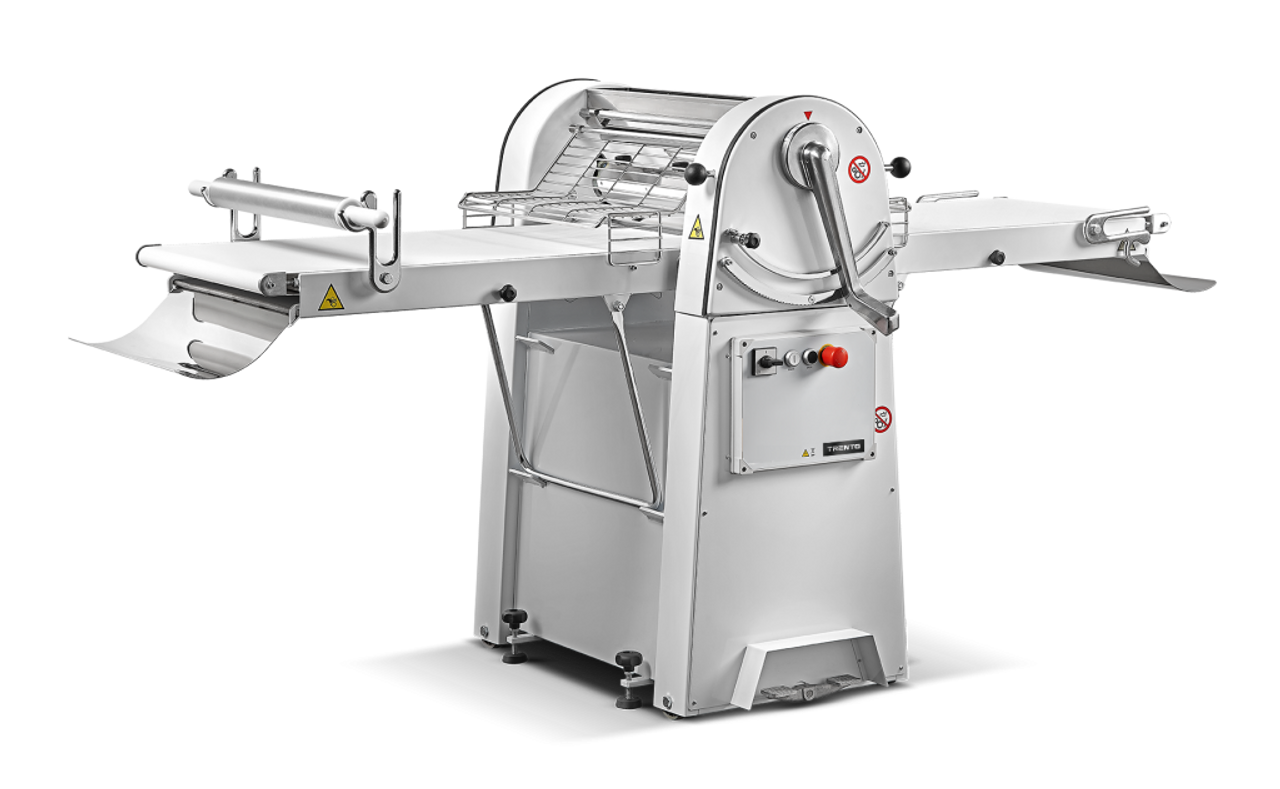 Omcan - 17.6 lb Floor Model Dough Sheeter w/ 48" Table - 49010