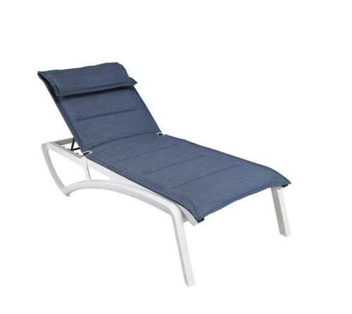Grosfillex - Sunset Comfort Madras Blue/ Glacier White Outdoor Stackable Chaise Lounge