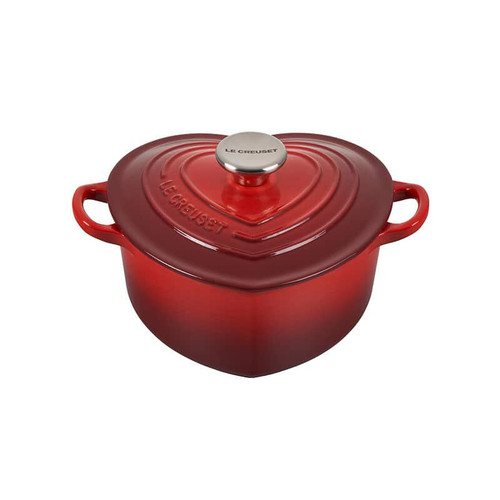 Le Creuset - 1.9 L (2 QT) Cherry Heart Shaped Dutch Oven