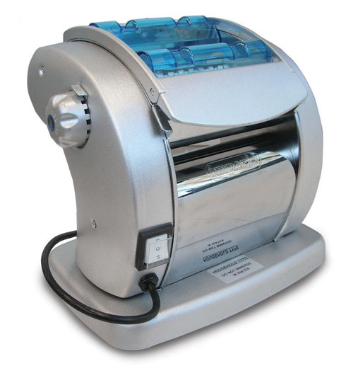 Omcan - European Style Residential Pasta Sheeter w/ 5.75" Roller Width - 13234