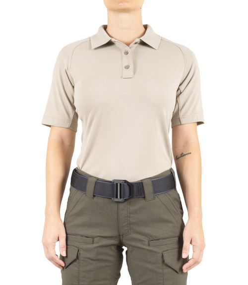 WOMEN'S PERFORMANCE SHORT SLEEVE POLO - Silver Tan