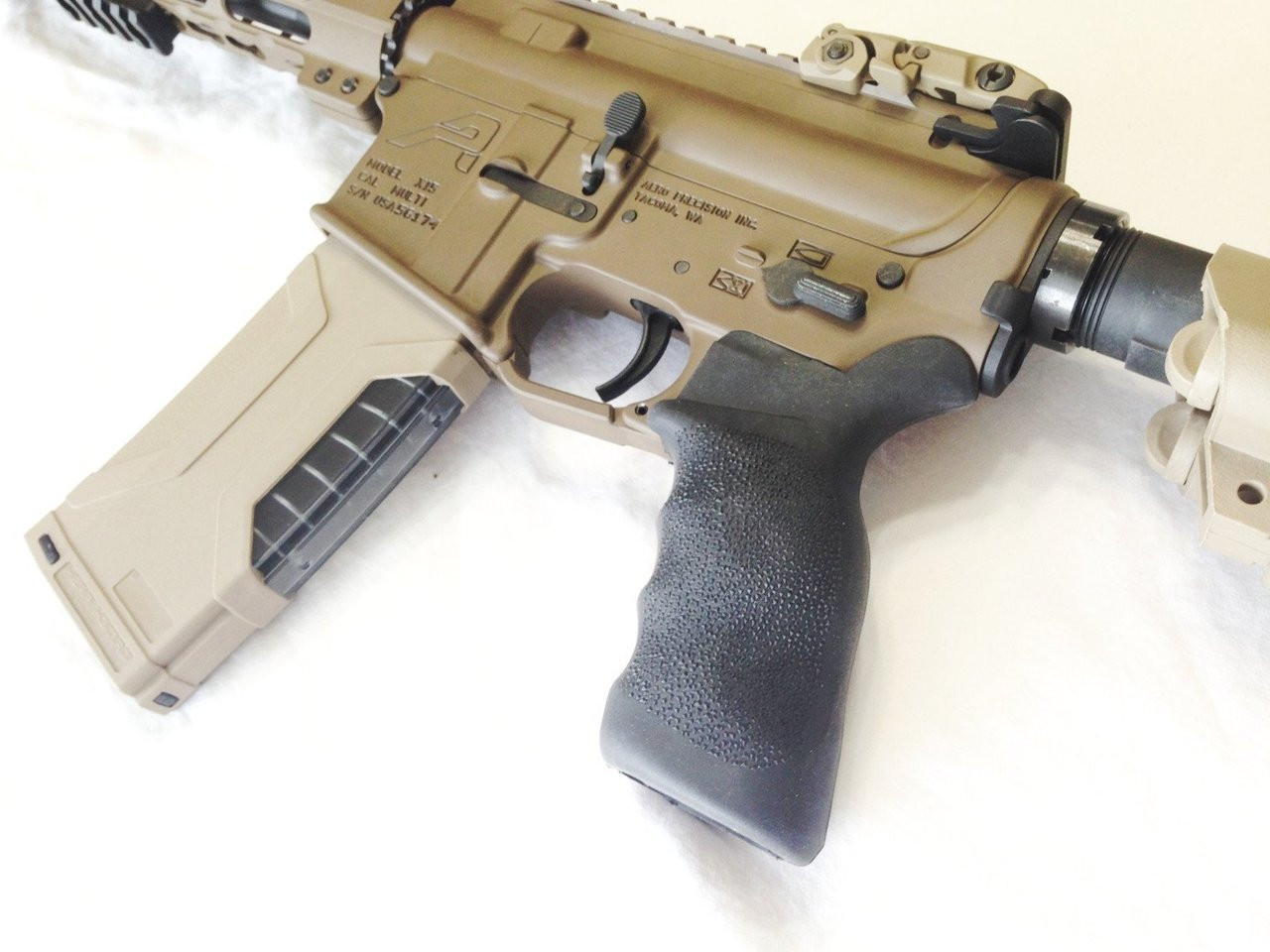 Pistol AR-15 Python, Ergonomic Ergo Grip