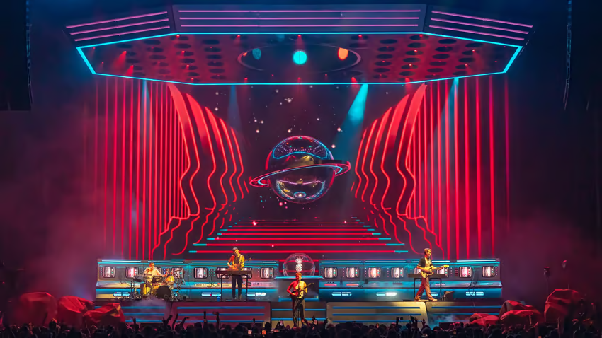 Glass Animals (band) on Tour
