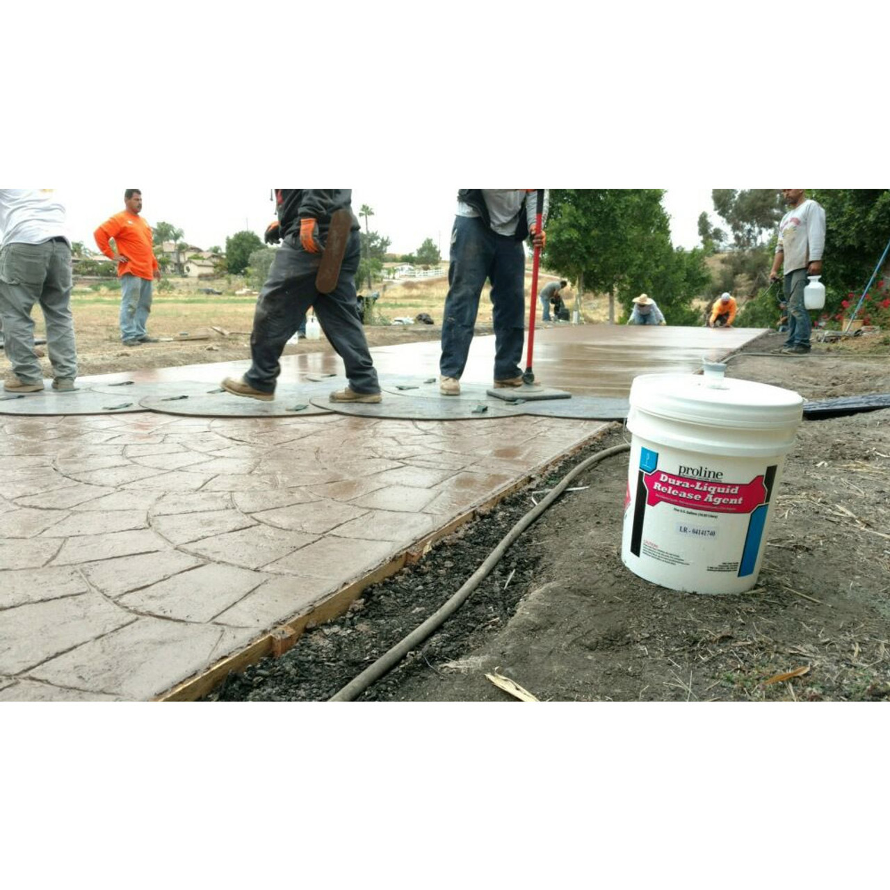 Proline Dura-Clean Concrete & Masonry Cleaner & Acid Neutralizer - 1 Gal.