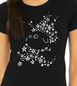 Close up of subtle star pattern graphic tee black shirt