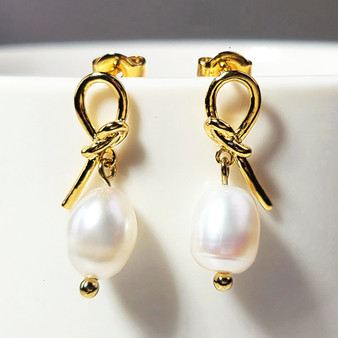 925 Silver Freshwater Pearl Ribbon Earrings