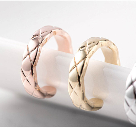 925 Silver Chanel Check Pattern Ear Cuff