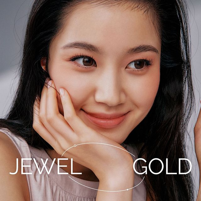 Second description images of Alcon Freshlook Illuminate Jewel Gold (30pcs) Color Contact Lens