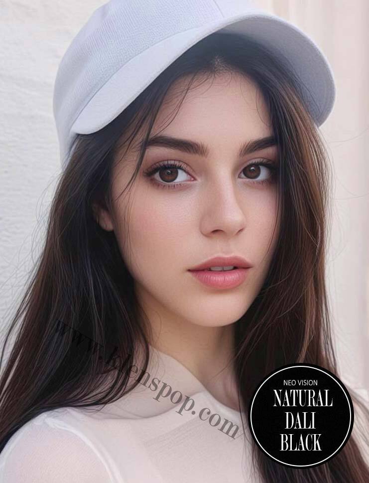 natural-dali-black-colored-contacts-description-image.jpg