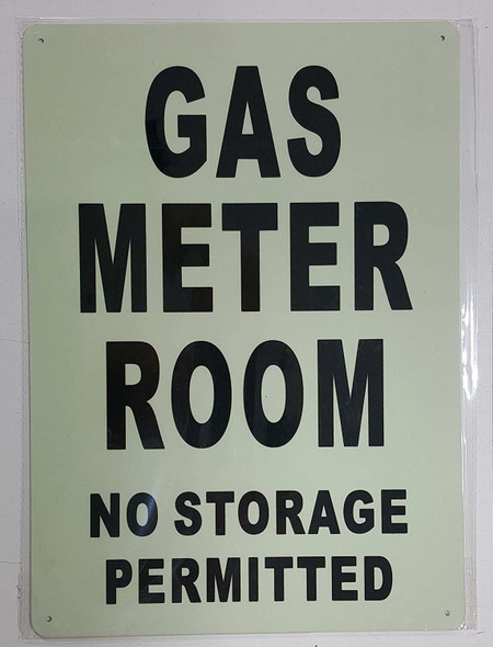 SIGNS GAS METER ROOM NO STORAGE PERMITTED