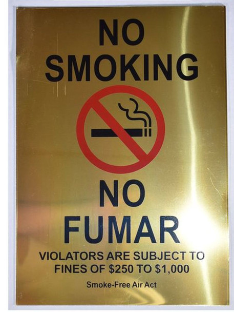SIGNS NO SMOKING VIOLATORS ARE