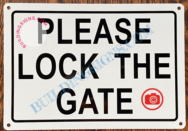 PLEASE LOCK THE GATE SIGN