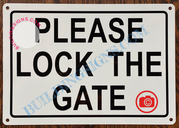 PLEASE LOCK THE GATE SIGN