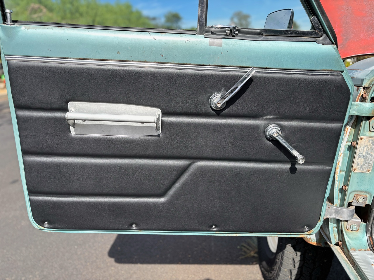Upholstered Front Door Panels - BJ's Full-Size Jeep Parts