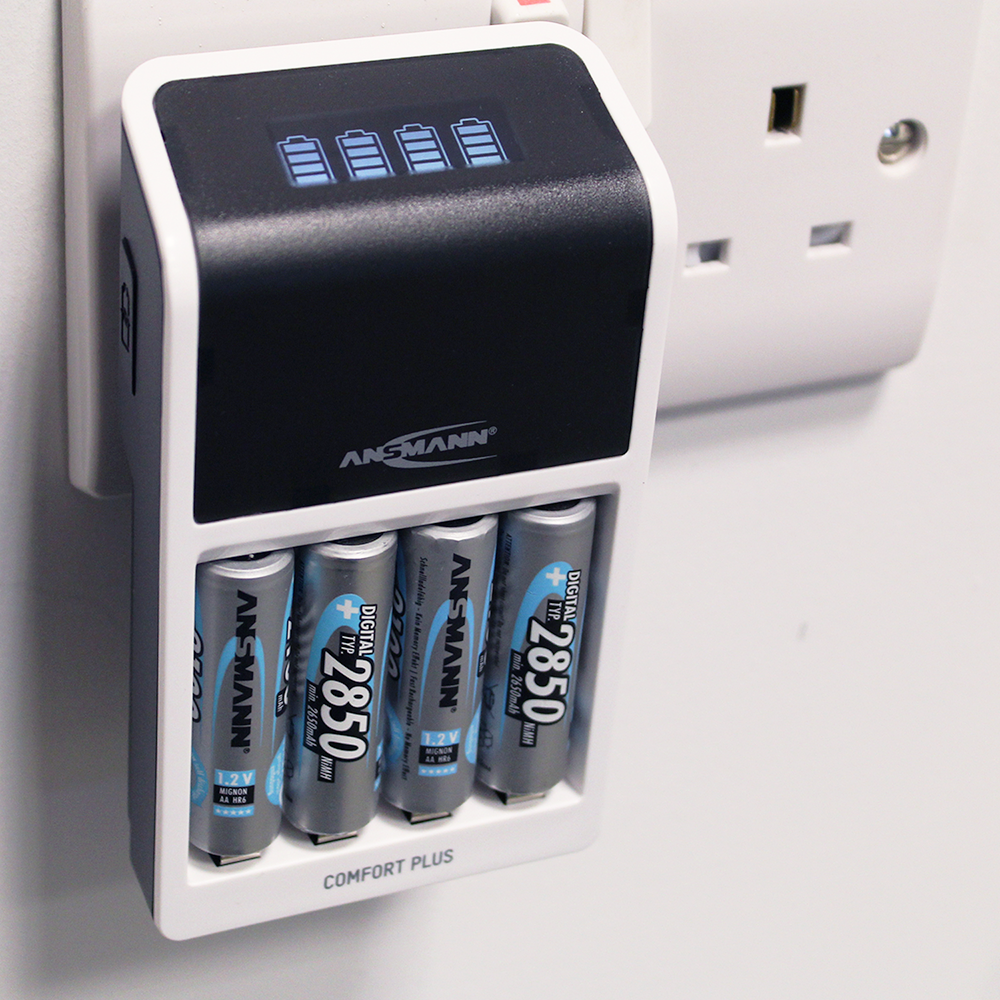 aa powered phone charger